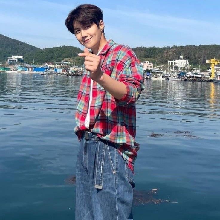 Latest photo of Kim Seonho