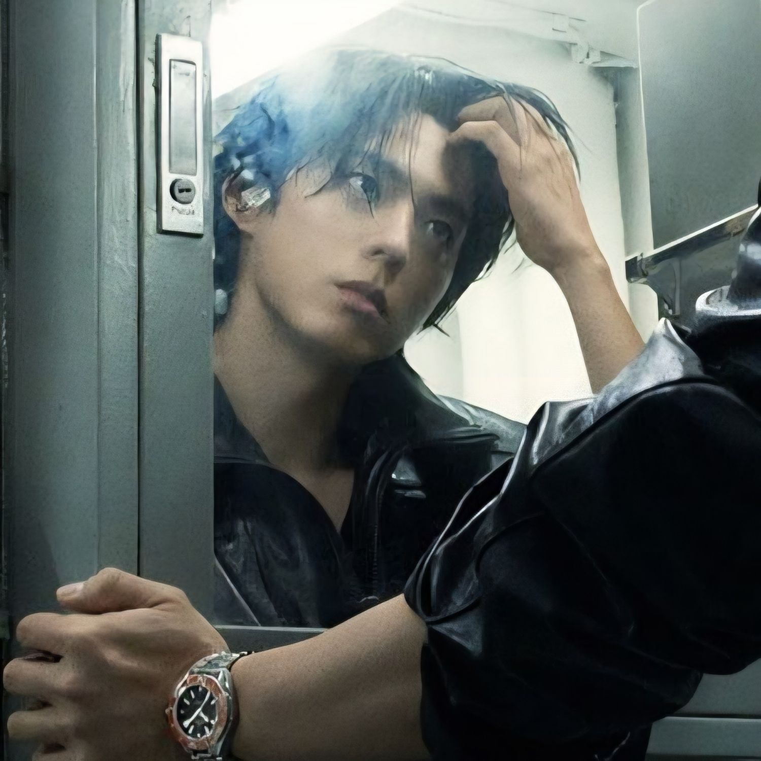 Recent activity shot of Park Bogum