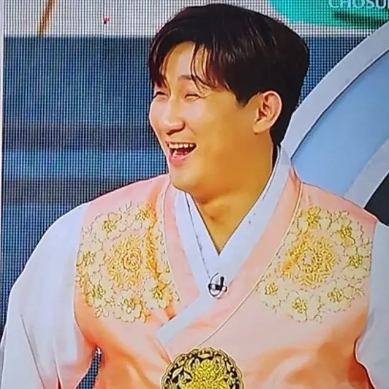 Behind-the-scenes cut of Na Sangdo