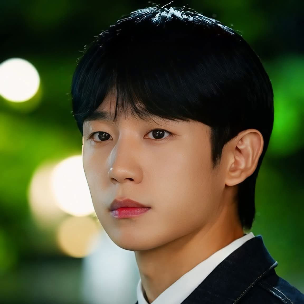 Latest photo of Jung Haein