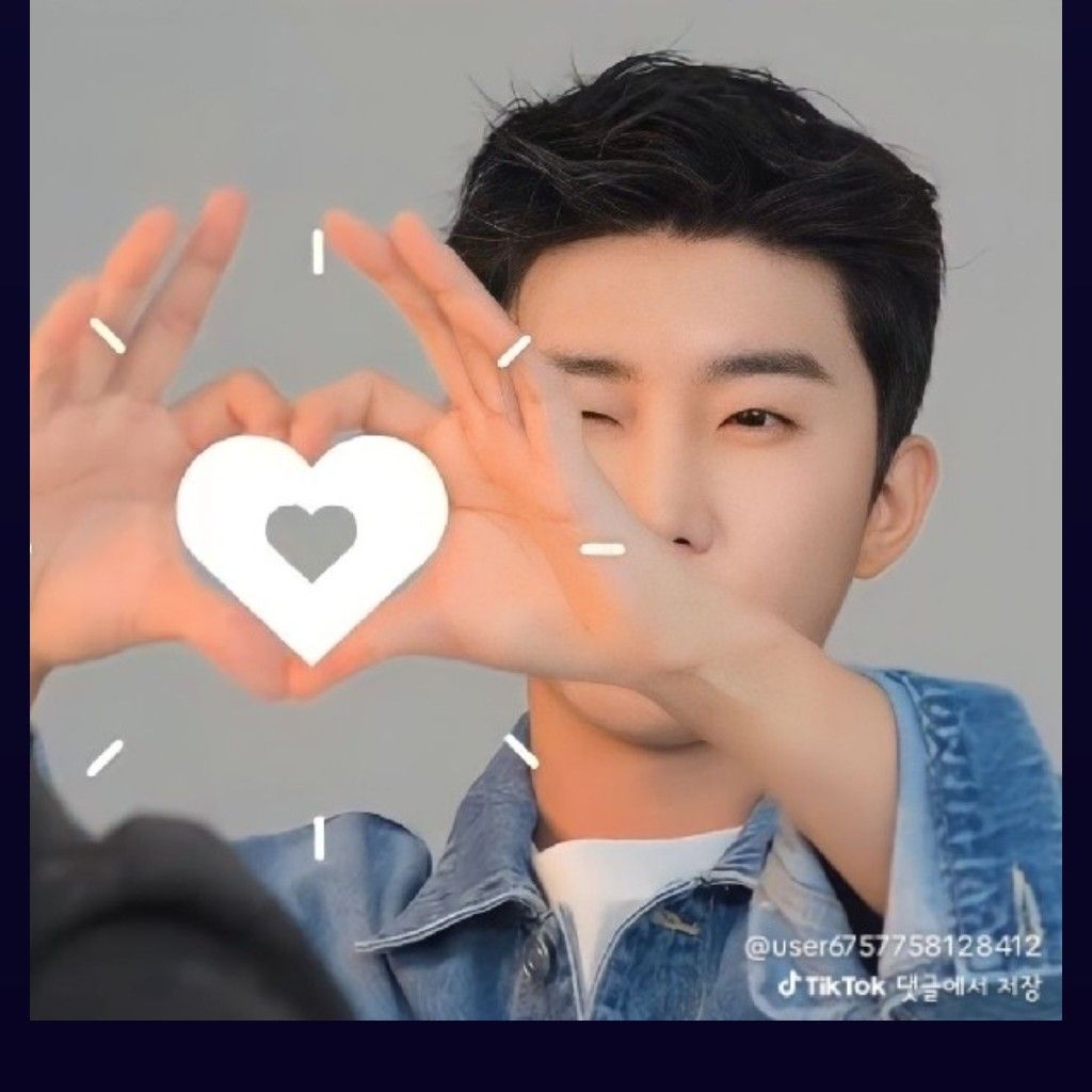 Foto kegiatan terbaru dari Lim Youngwoong