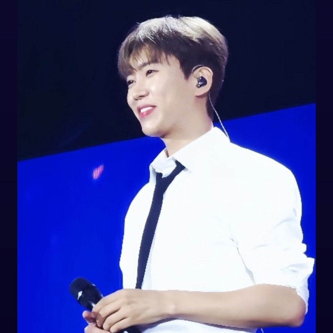 Momen yang diabadikan oleh penggemar Lim Youngwoong