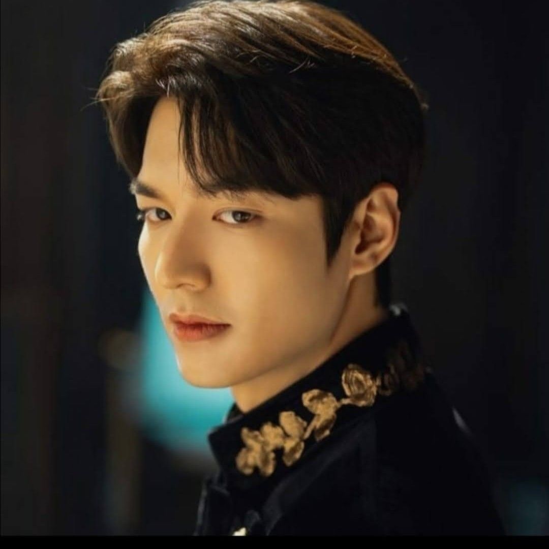 Recent activity shot of Lee Minho