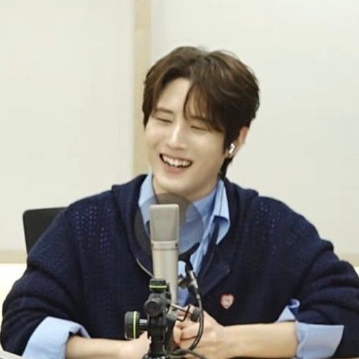 金俊賢的最新照片