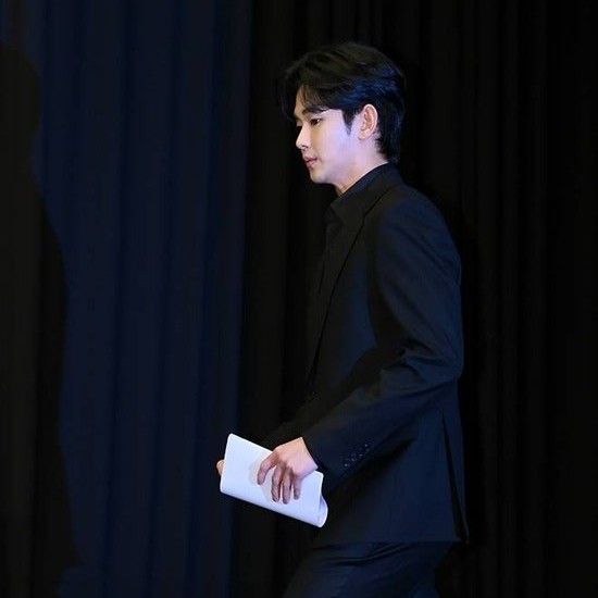 Recent activity shot of Kim Soohyun