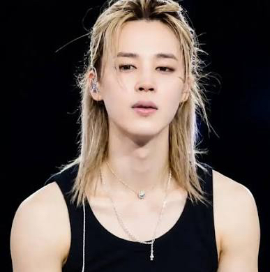 Recent activity shot of Ha Jimin