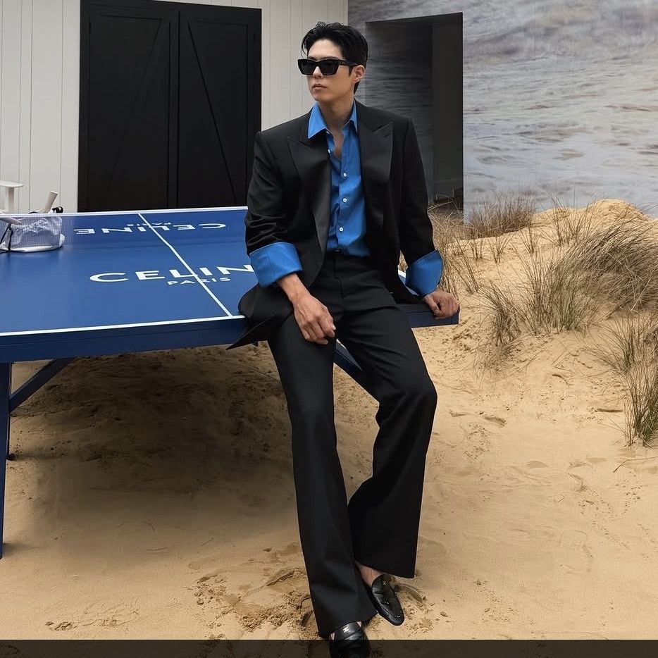 A moment captured by a fan of Park Bogum