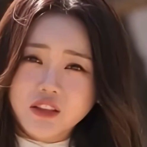 홍지윤의 비하인드 컷