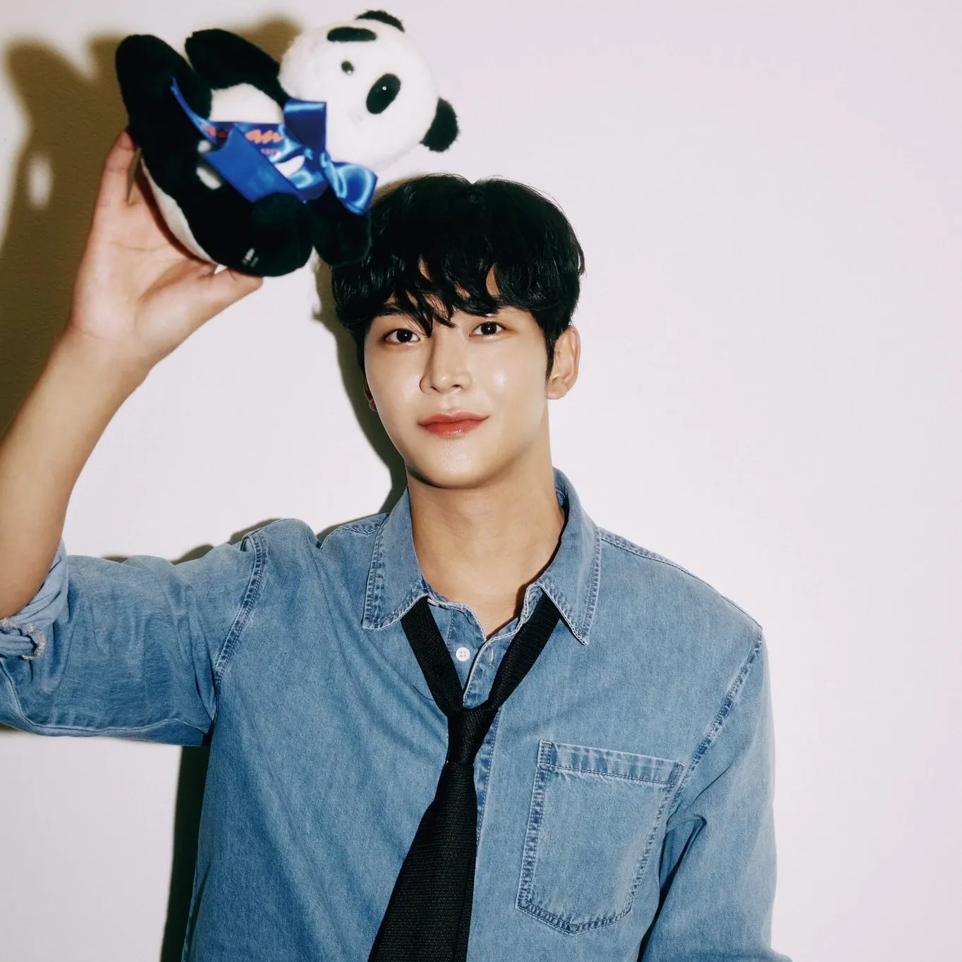 Cuplikan di balik layar dari Rowoon