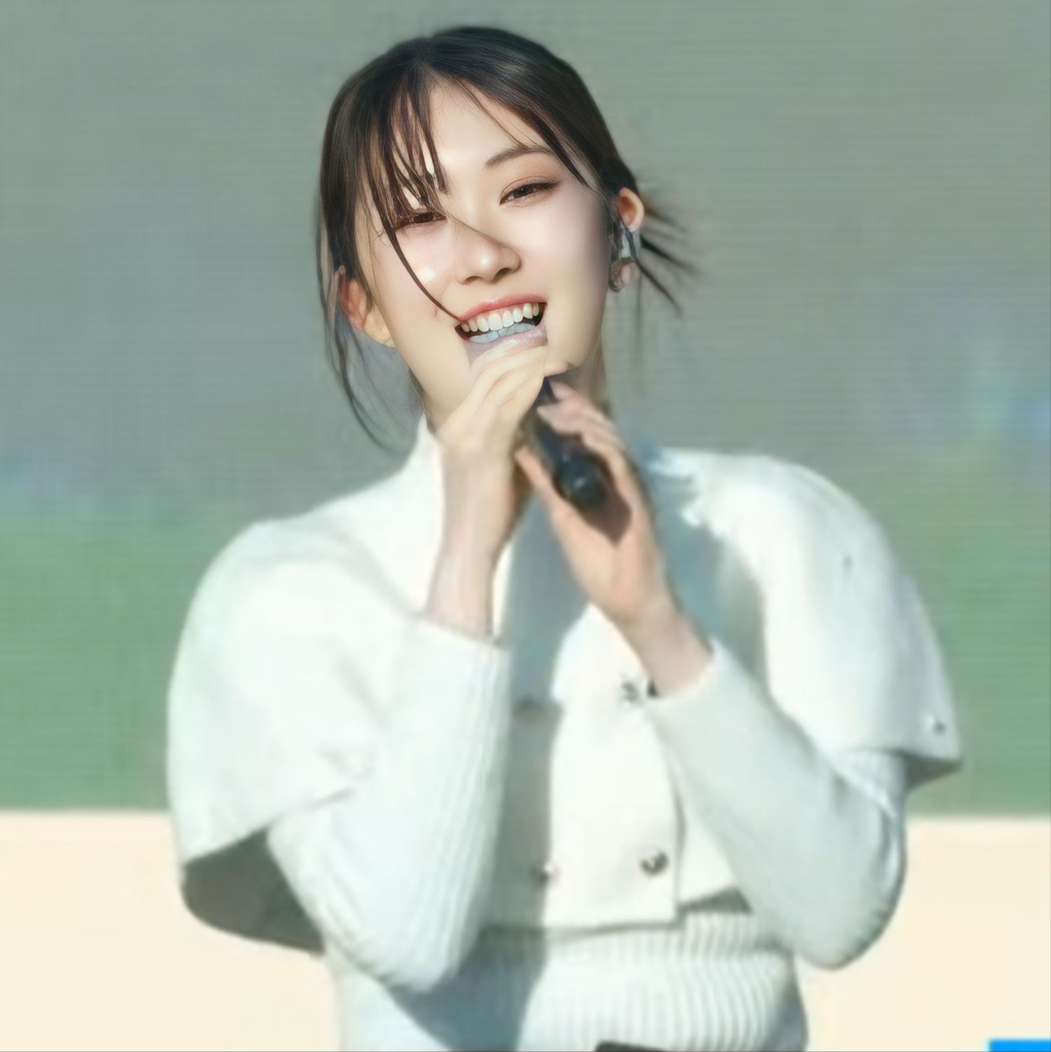 Foto kegiatan terbaru dari Jeon Yujin