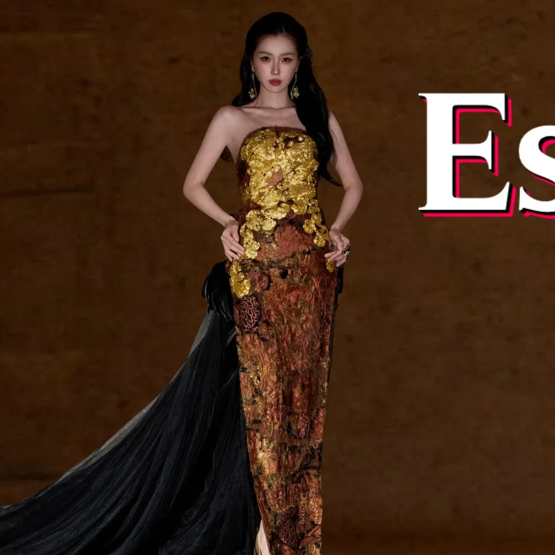 Latest photo of Esther Yu