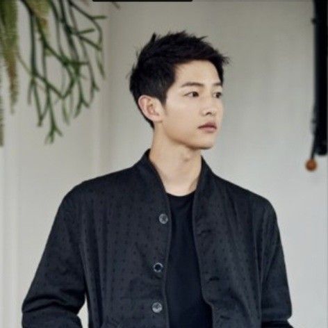 Latest photo of Song Joongki