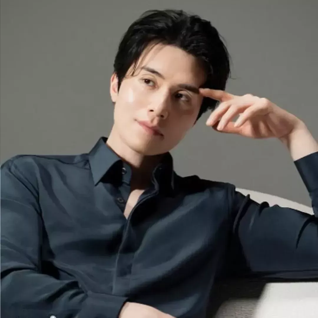 Latest photo of Lee Dongwook