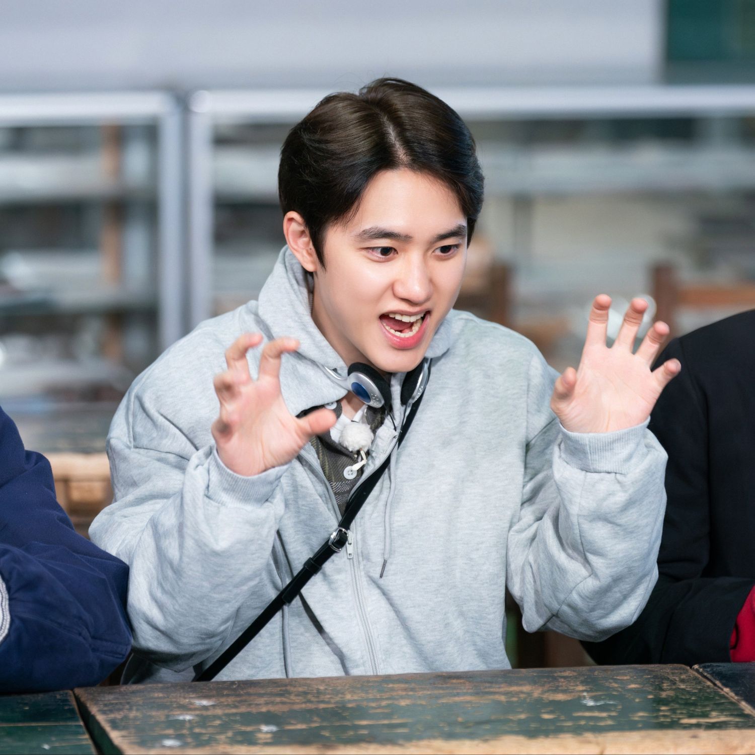Behind-the-scenes cut of Doh Kyungsoo (D.O.)