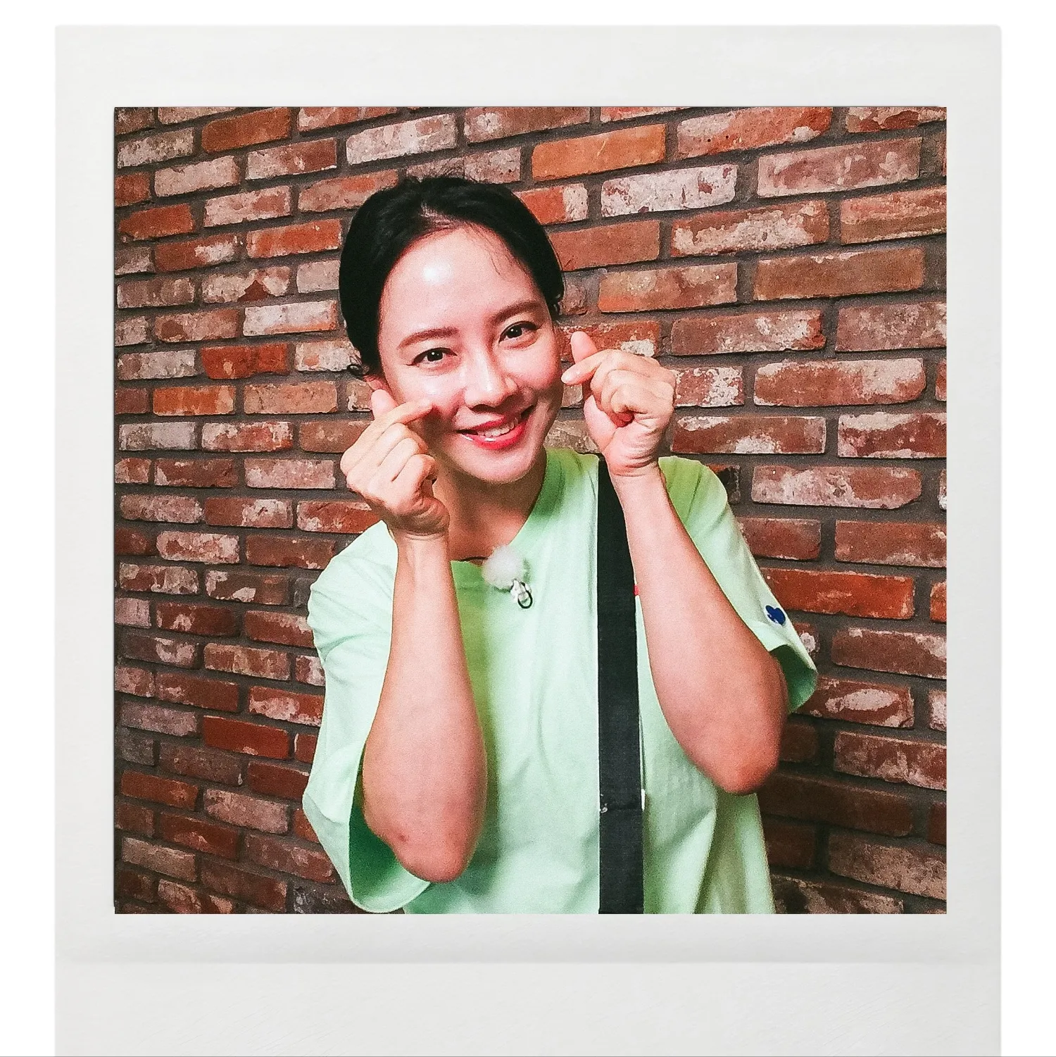 A moment captured by a fan of Song Jihyo