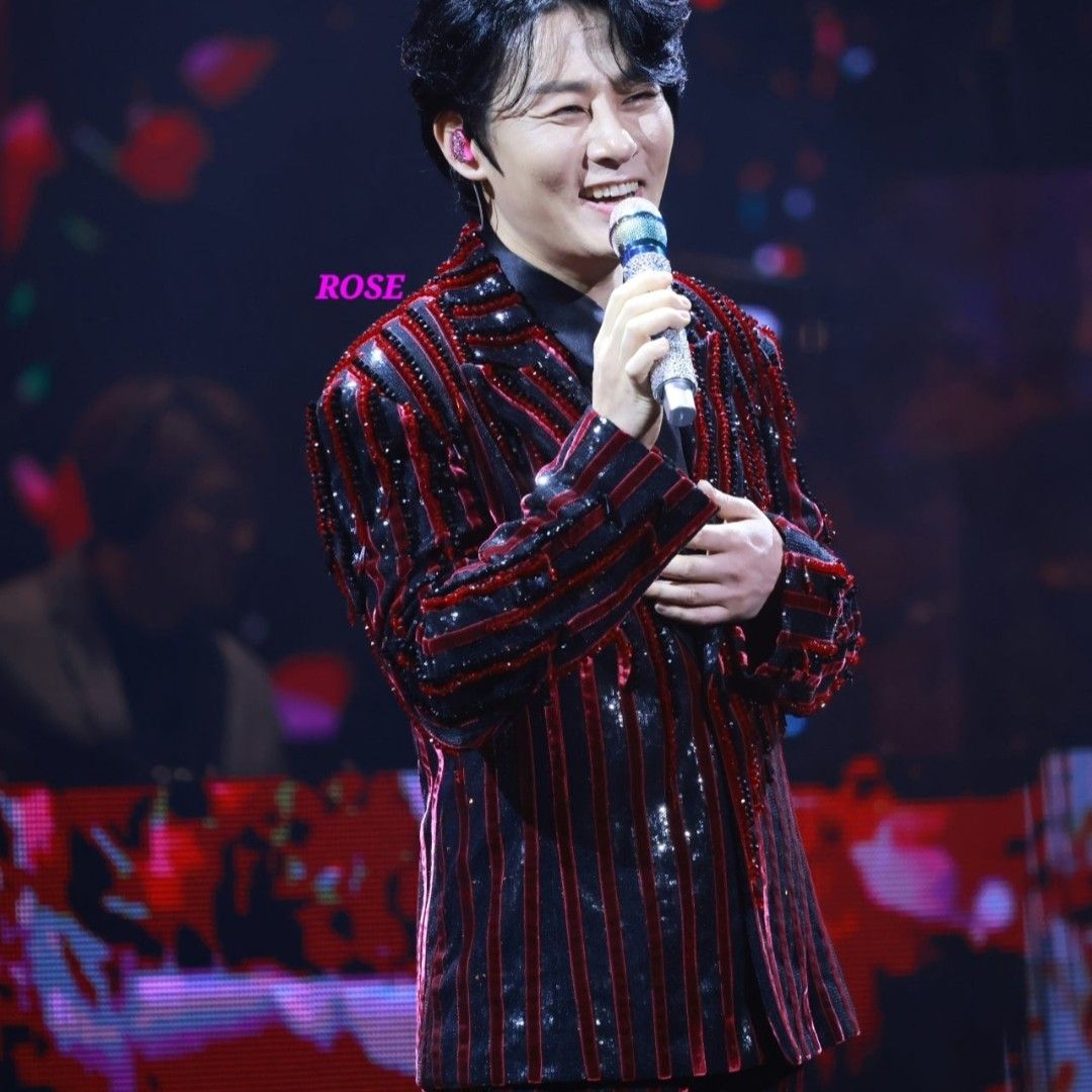 Kang Moonkyung的最新照片