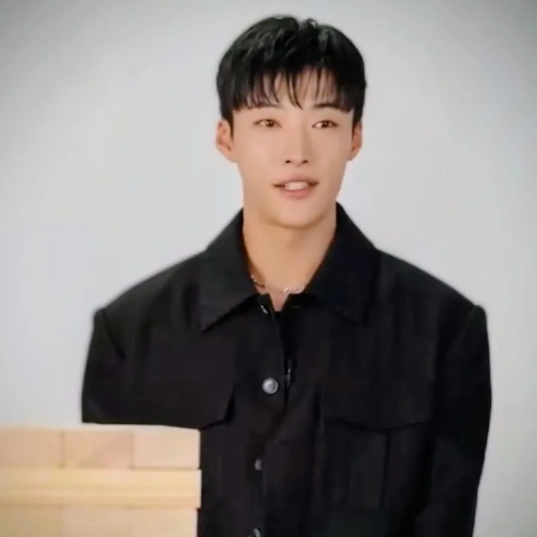 Recent activity shot of Woo Dohwan