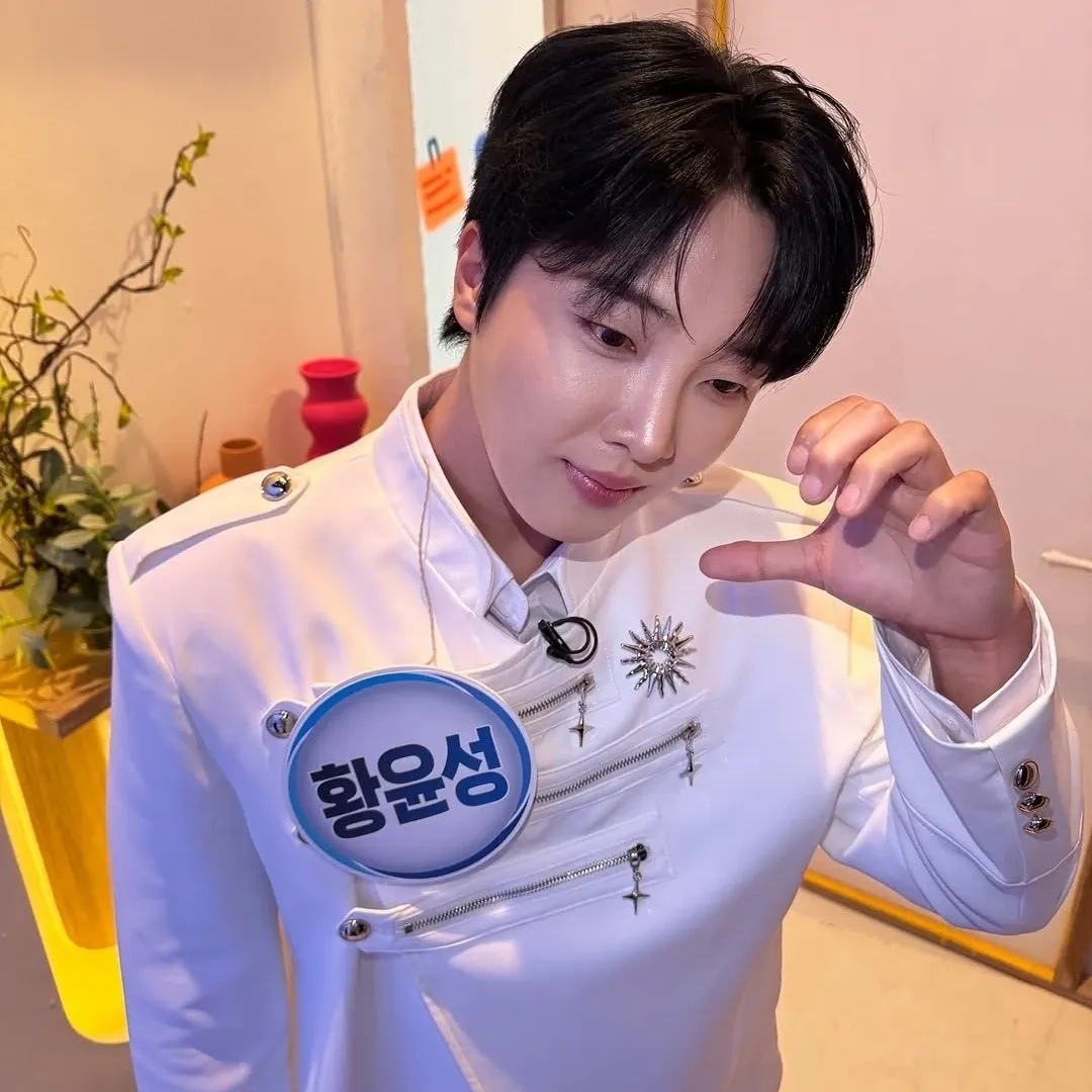 Latest photo of Hwang Yunsung