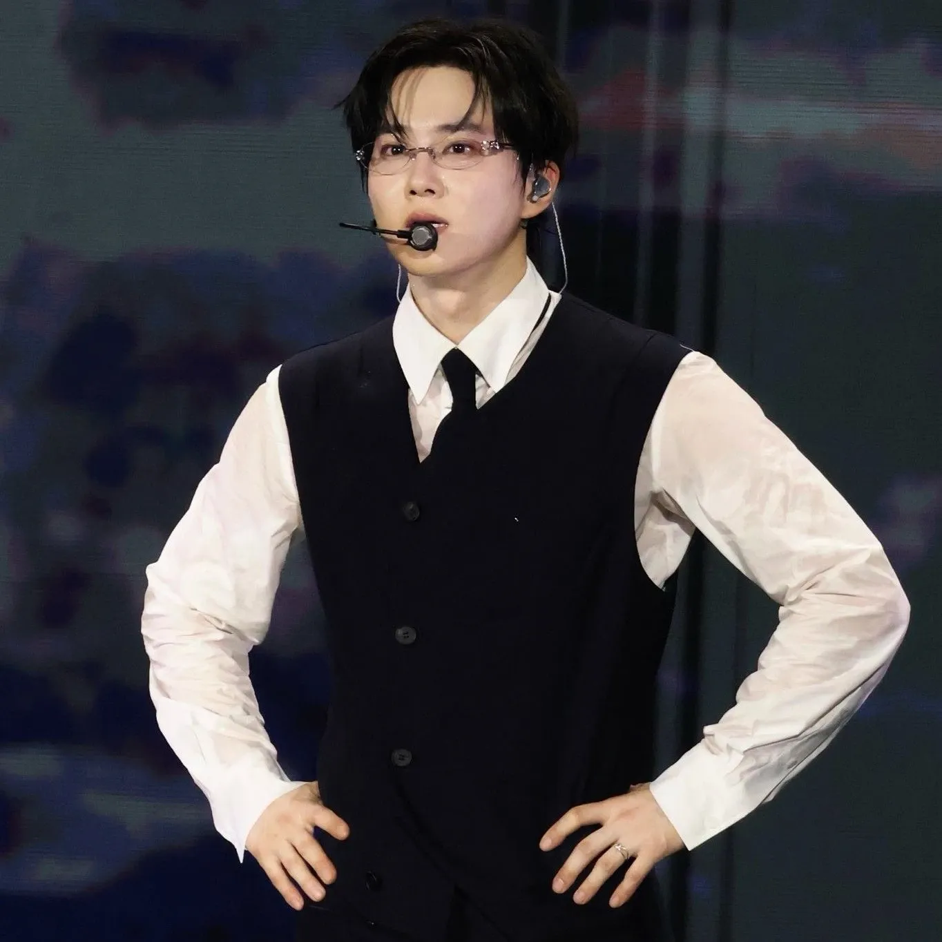 A moment captured by a fan of Suho