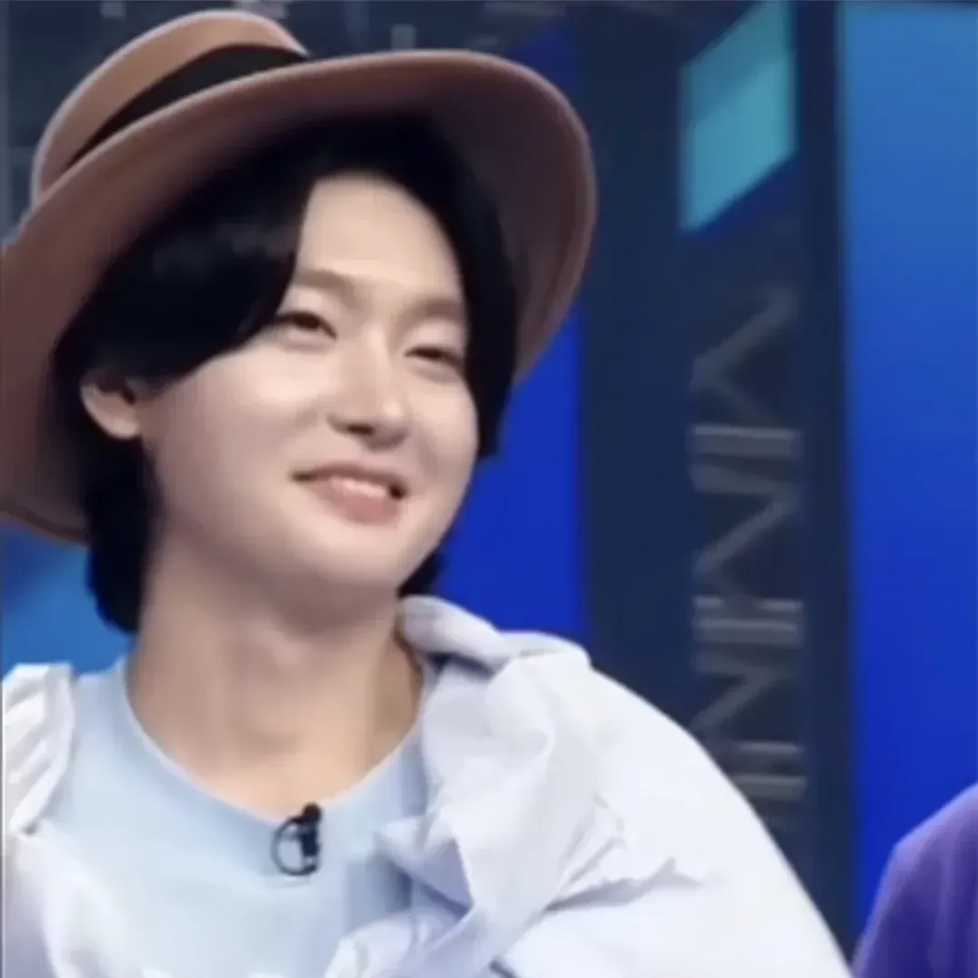 Behind-the-scenes cut of Kim Yongbin