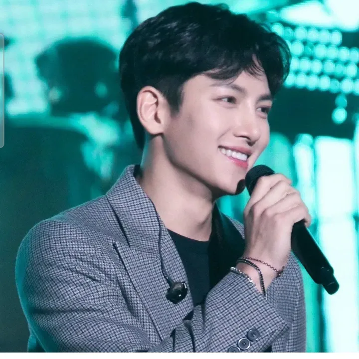 チ・チャンウクの最新写真