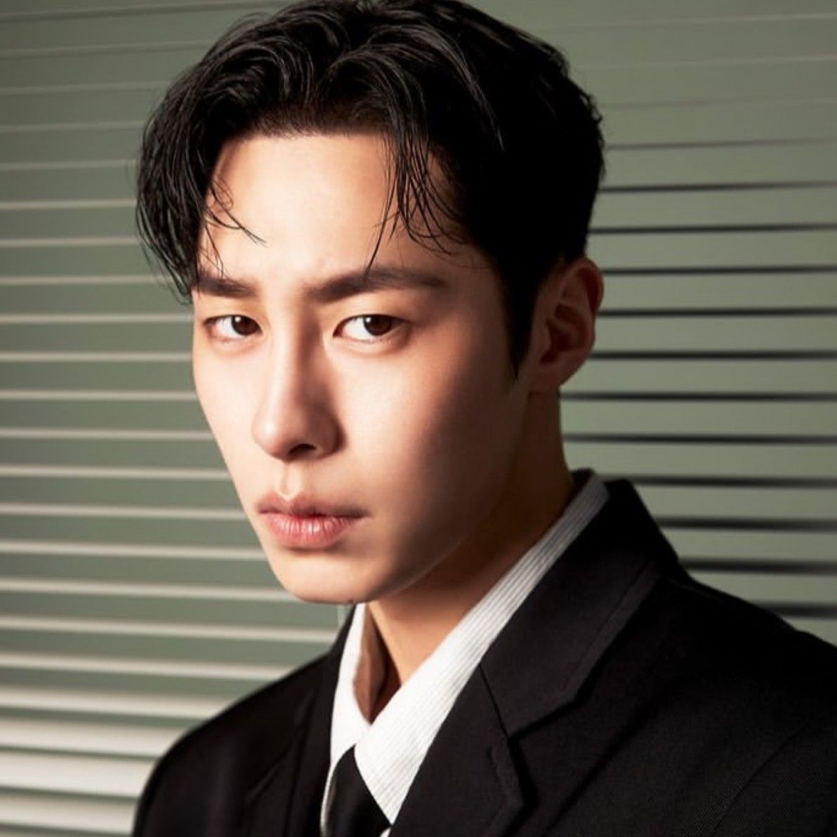 Recent activity shot of Lee Jaewook