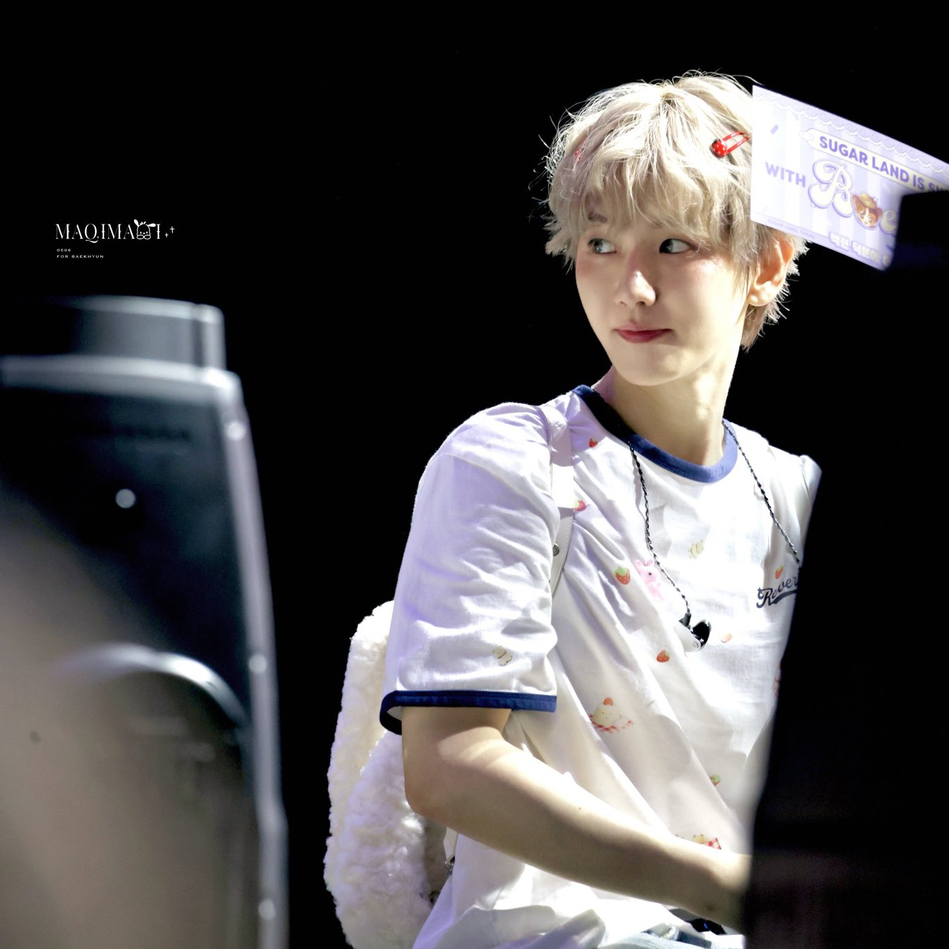 Behind-the-scenes cut of Baekhyun