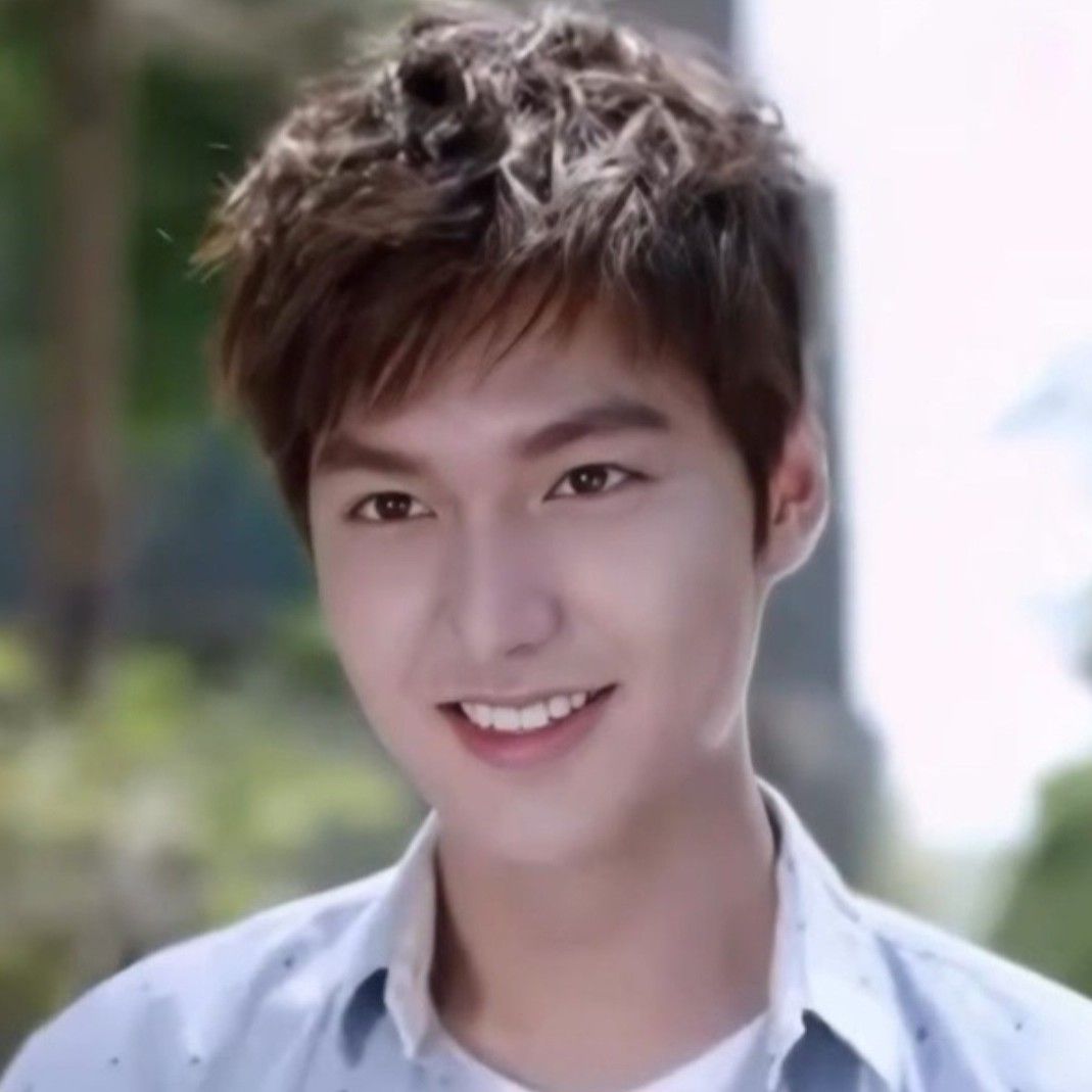 Latest photo of Lee Minho