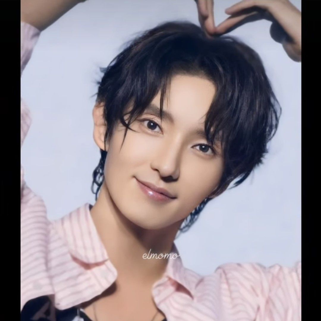 Behind-the-scenes cut of Lee Joongi