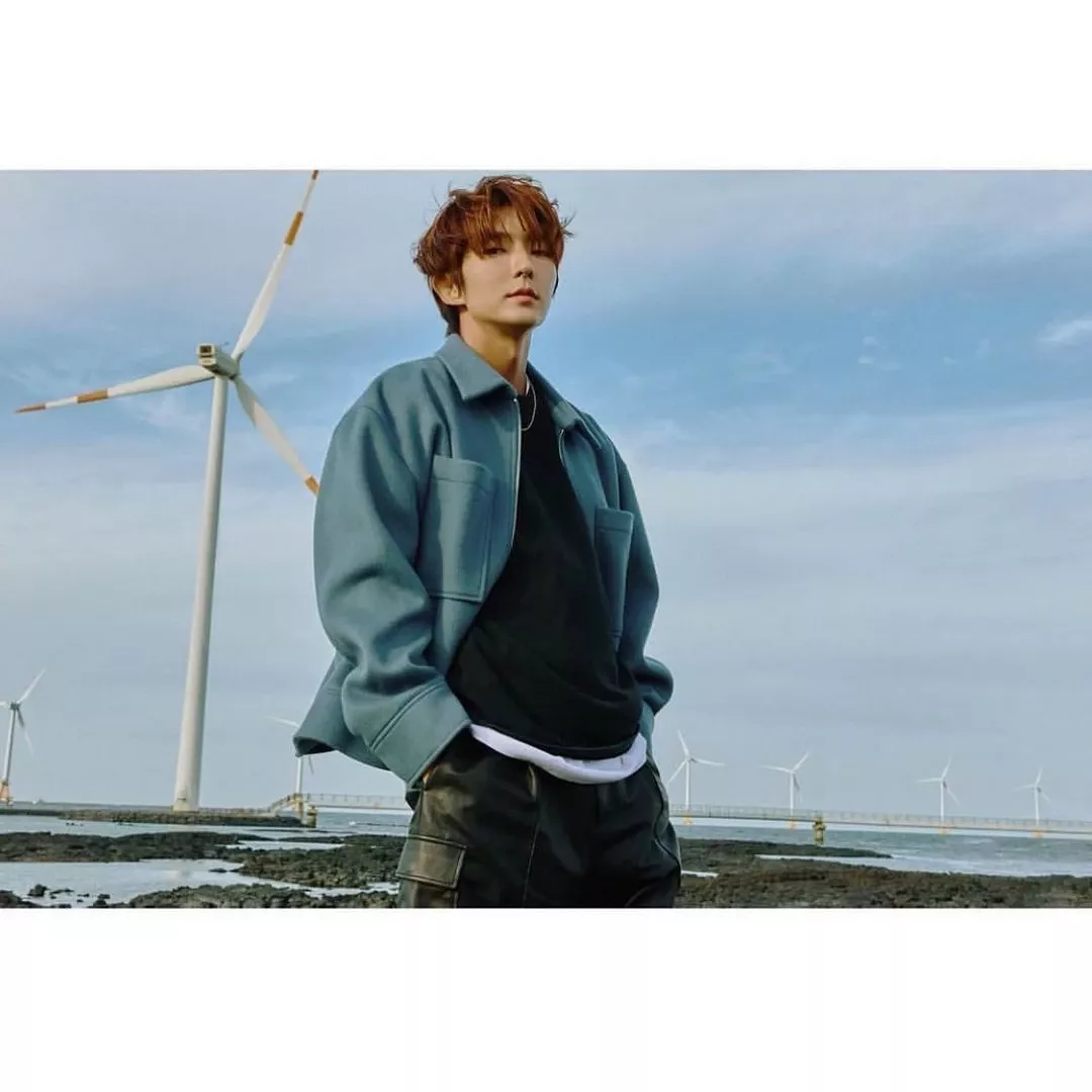A moment captured by a fan of Lee Joongi