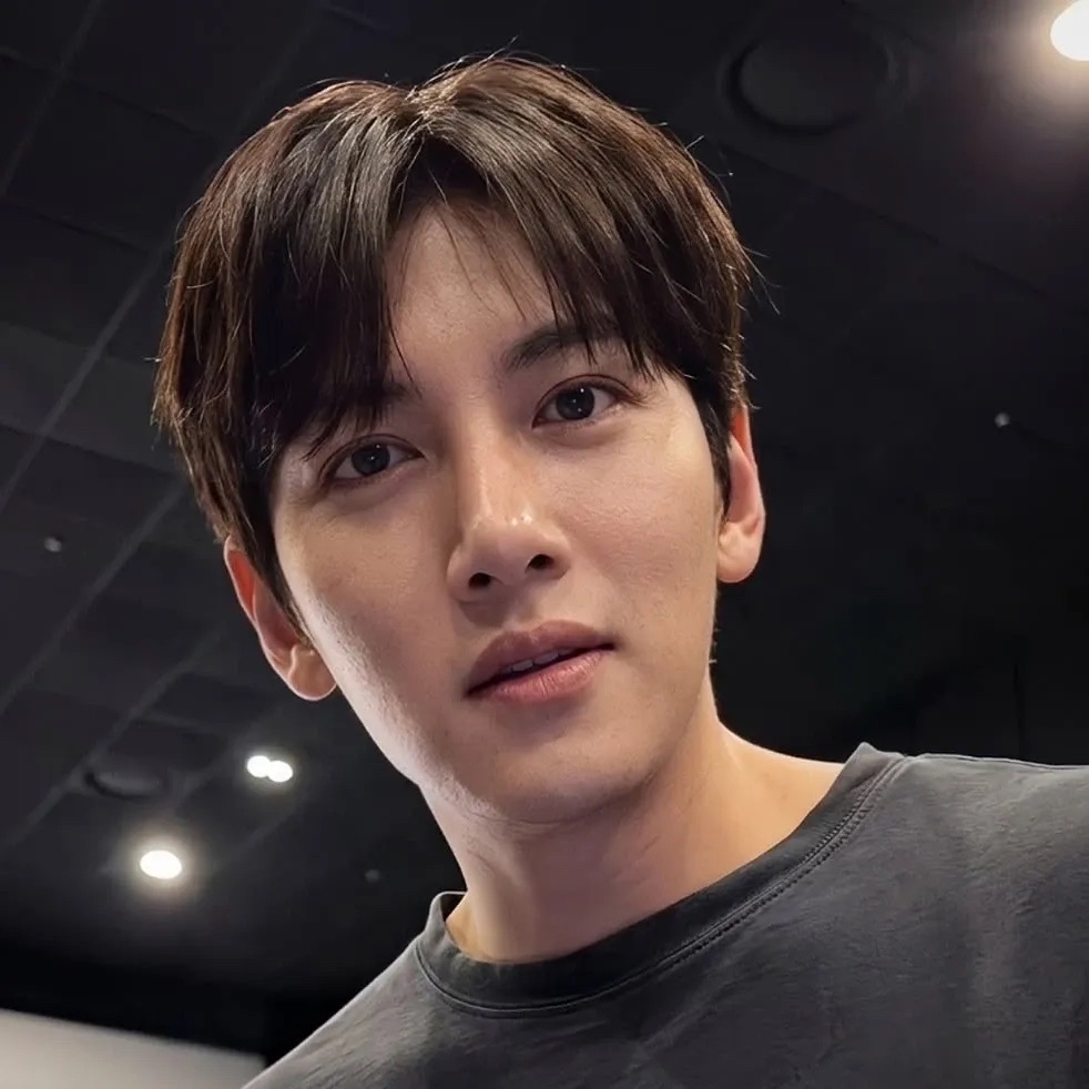 Latest photo of Ji Changwook