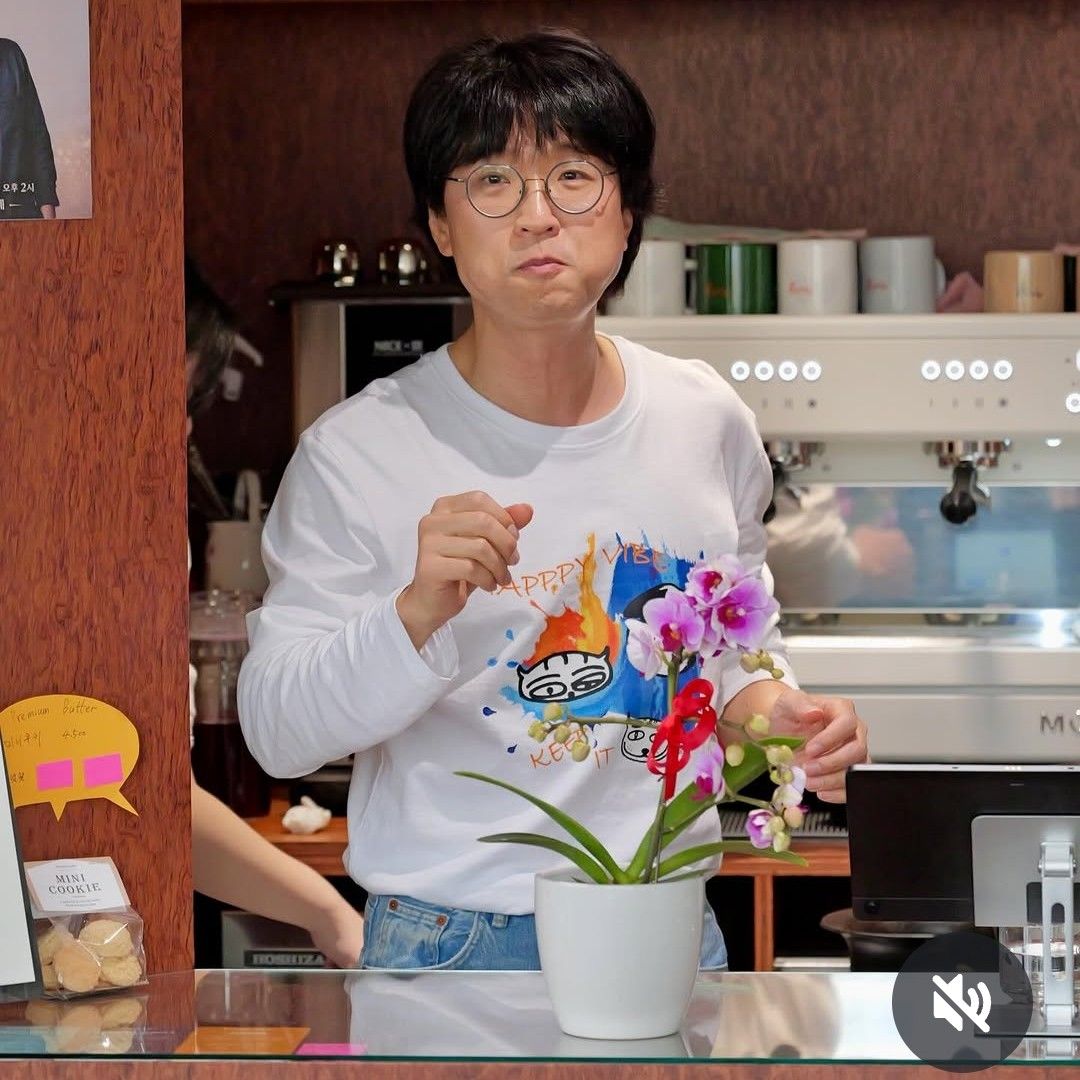 Recent activity shot of Bak Changgeun