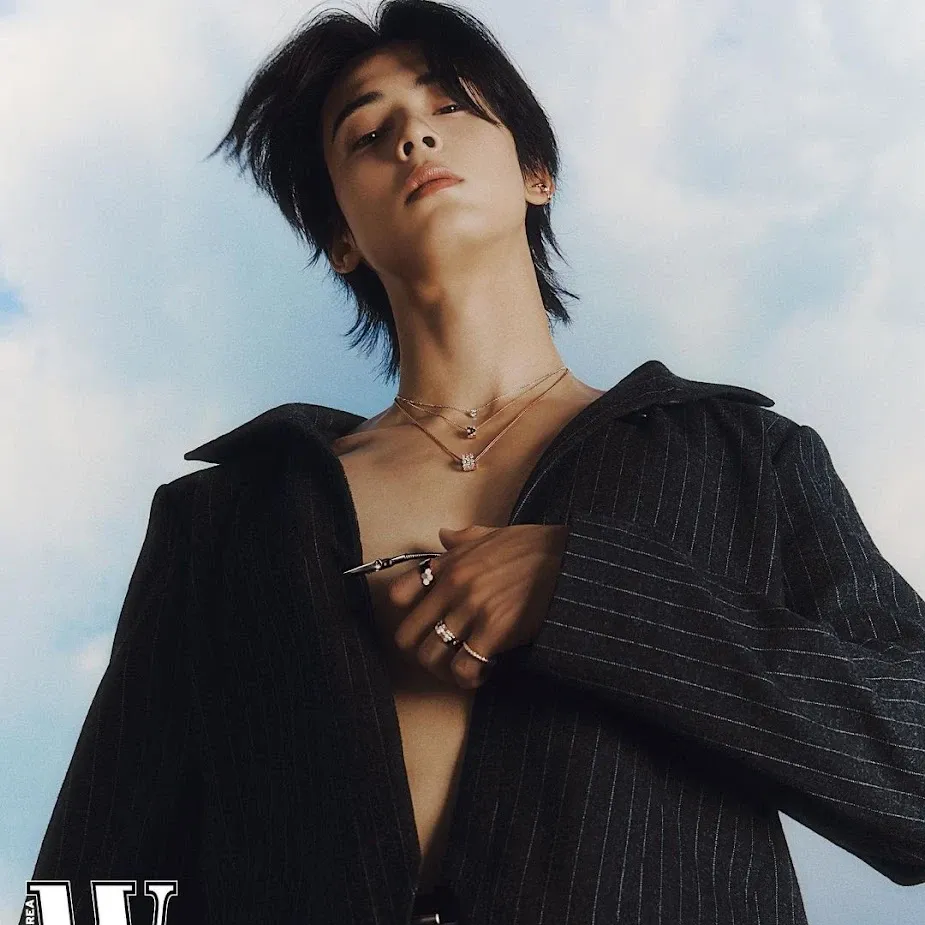 Latest photo of Cha Eunwoo