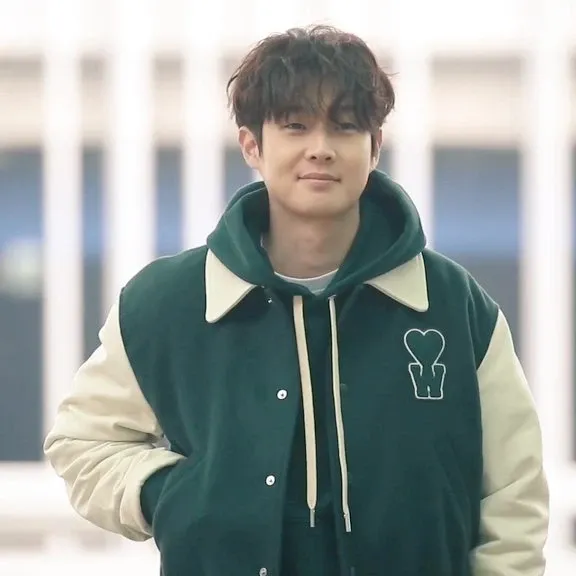 Recent activity shot of Choi Wooshik