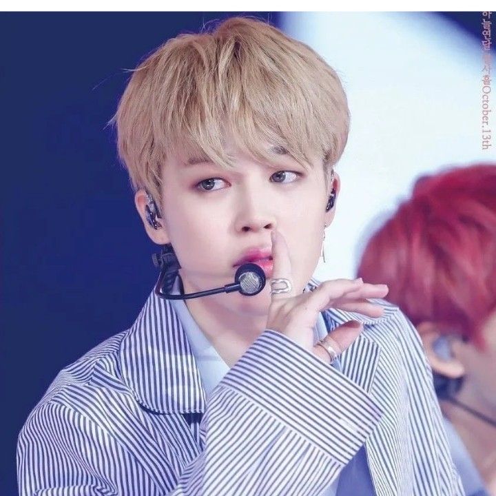 A moment captured by a fan of Ha Jimin