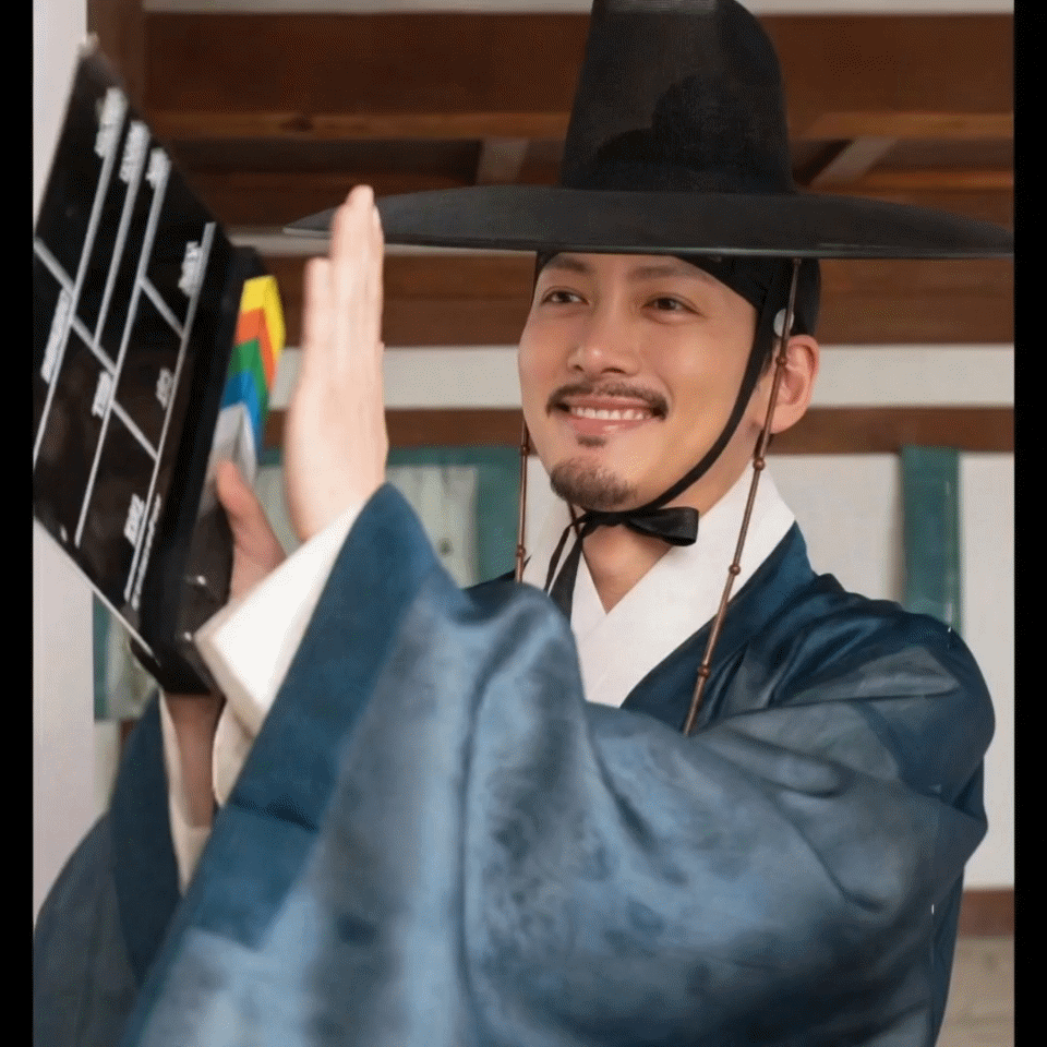 A moment captured by a fan of Ji Changwook
