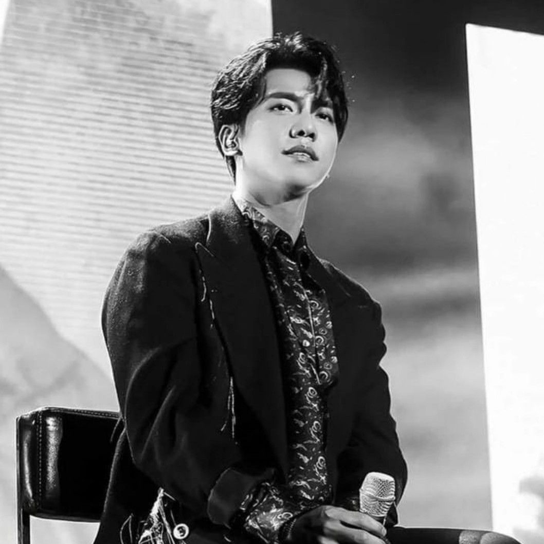 イ・スンギの最近の活動ショット