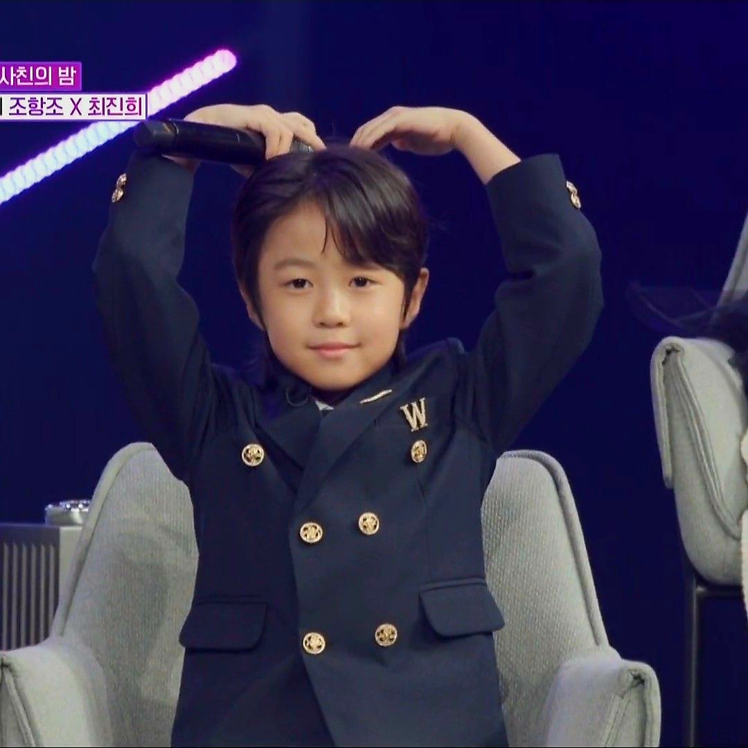 Behind-the-scenes cut of You Jiwoo