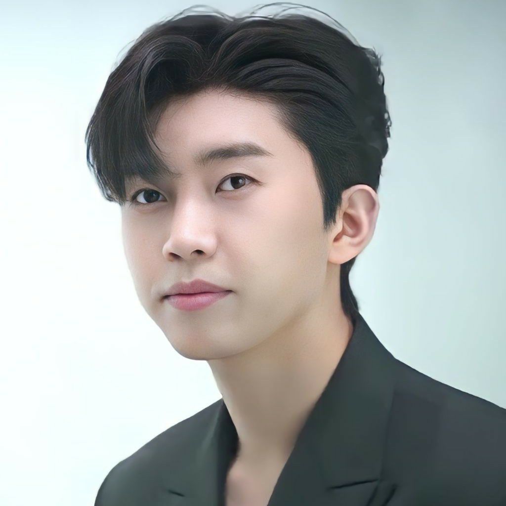 イム・ヨンウンの最近の活動ショット