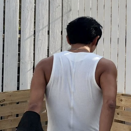 Behind-the-scenes cut of Lee Joongi