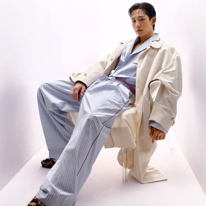 粉丝拍下的丁海寅瞬间