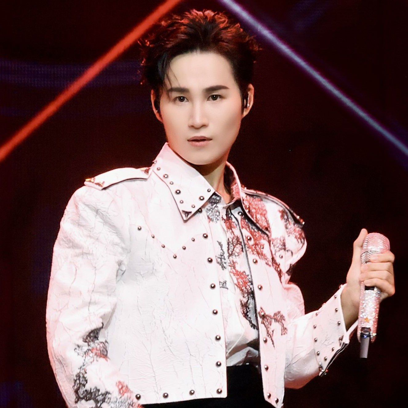 김희재 최근 활동샷