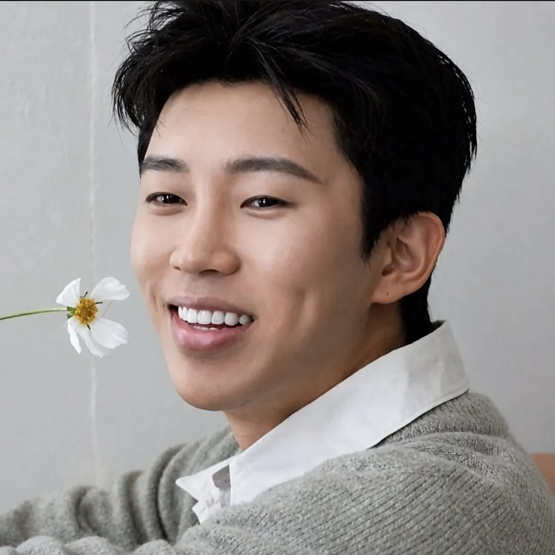 Cuplikan di balik layar dari Lim Youngwoong