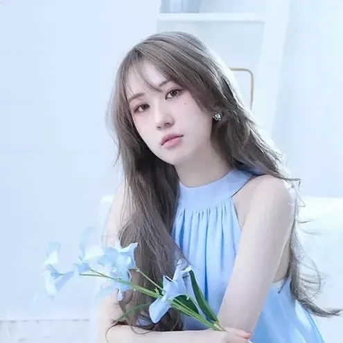 Cuplikan di balik layar dari Jeon Yujin