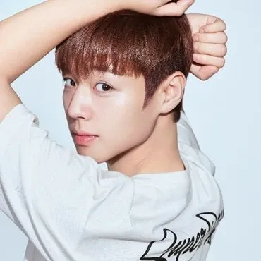 Latest photo of Park Jihoon