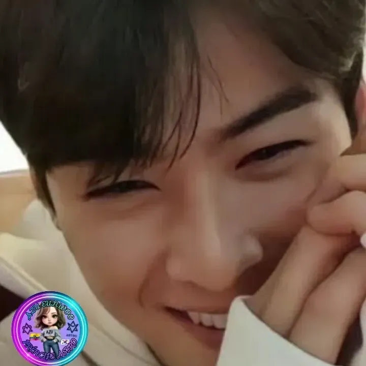 Behind-the-scenes cut of Cha Eunwoo
