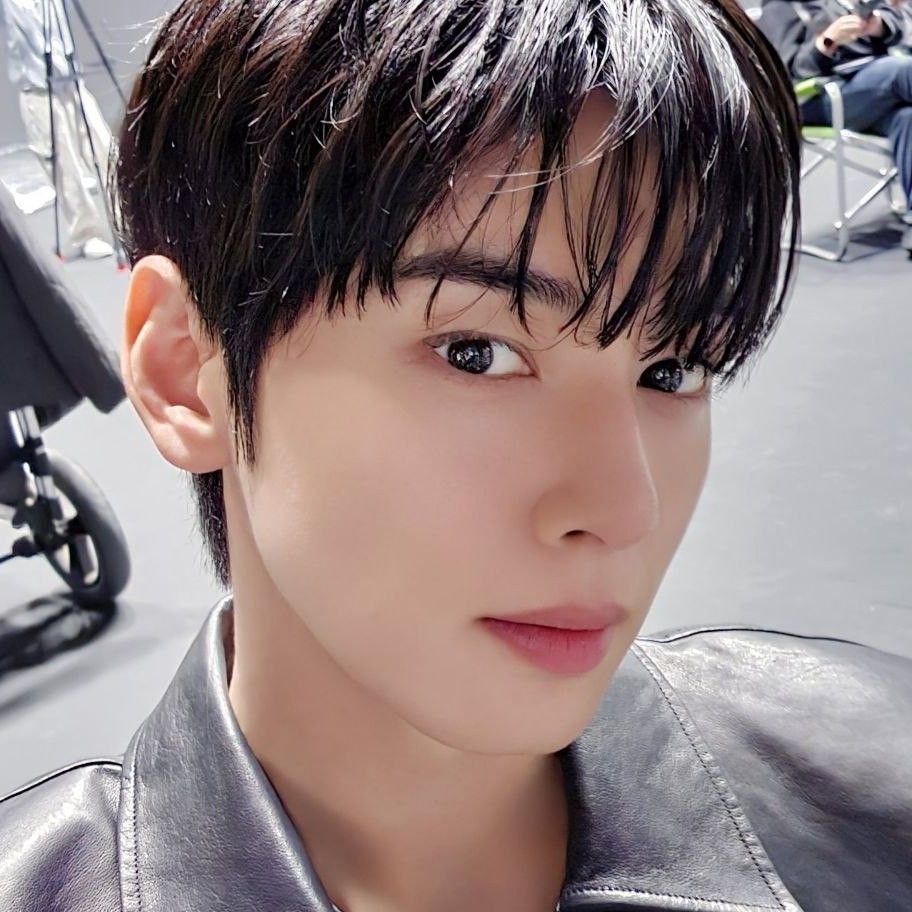 粉丝拍下的车银优瞬间