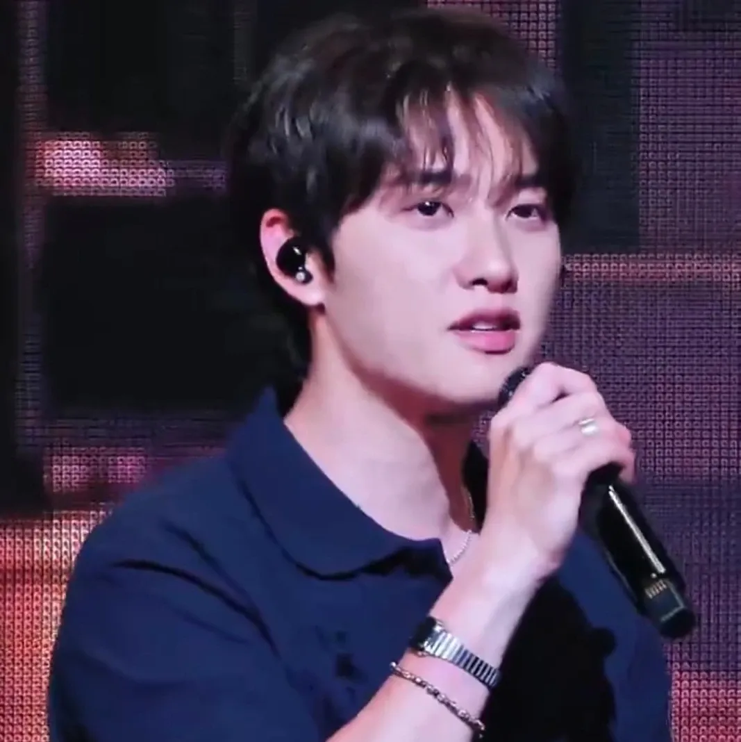 도경수 (디오)의 비하인드 컷