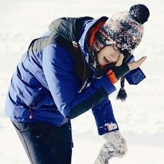 金秀賢的最新照片