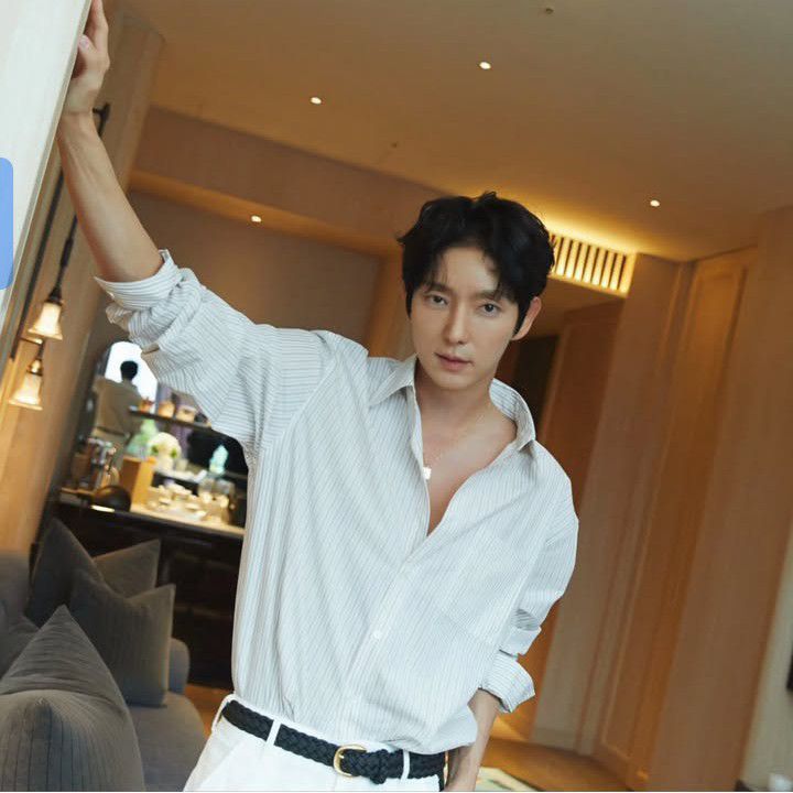 Recent activity shot of Lee Joongi